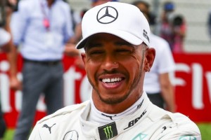 Hamilton dispuesto a recibir una multa en la Fórmula 1 para no perderse el partido de Inglaterra