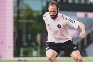 Higua&iacute;n lleg&oacute; a la MLS como el jugador mejor pago