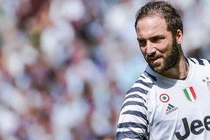 Una pizzer&iacute;a anuncia un gran descuento por cada fecha que Higua&iacute;n est&eacute; lesionado