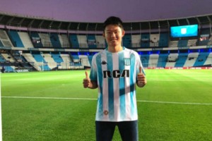 De Asia al Cilindro sin escalas: la historia del japon&eacute;s fan&aacute;tico de Racing 