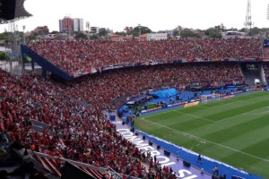 &iquest;Cu&aacute;nto dinero dejaron los hinchas de Col&oacute;n en su visita a Asunci&oacute;n?