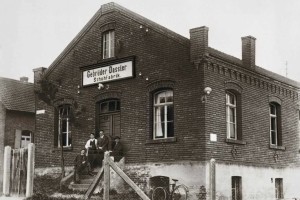 La historia de los hermanos Dassler,  los creadores del negocio de las zapatillas deportivas