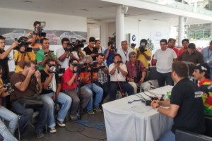 Toda Bolivia habla de la presentaci&oacute;n del Chavo Salvatierra