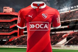 Puma present&oacute; la nueva camiseta de Independiente