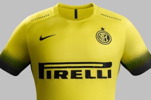 Nike present&oacute; la tercera camiseta del Inter, de color amarillo