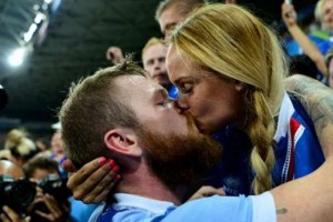 R&eacute;cord de partos en Islandia a nueve meses de su hist&oacute;rico triunfo 