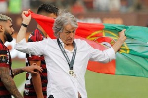 El entrenador del Flamengo podría ser condecorado por el presidente de Portugal