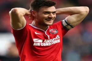 Un jugador ingl&eacute;s les devolver&aacute; el dinero a sus hinchas tras una derrota