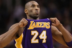 Kobe Bryant se retirar&aacute; como el deportista de equipo con mayores ingresos