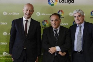 La liga espa&ntilde;ola gast&oacute; 545 millones de euros en dos mercados de pases