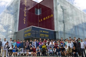 Los 40 a&ntilde;os de &ldquo;La Mas&iacute;a&rdquo;, la escuela de f&uacute;tbol que todos admiran