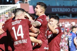 Videos en vivo con los jugadores y acciones sociales para los vecinos, el trabajo de Lan&uacute;s durante la cuarentena 