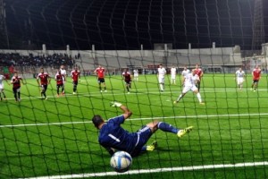 Libia le reclama su eliminaci&oacute;n a la FIFA por culpa de la mujer del &aacute;rbitro