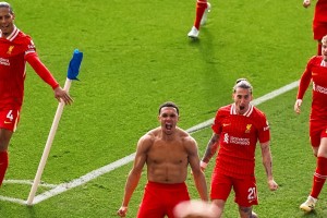El Liverpool se encamina en la Premier League: &iquest;Cu&aacute;nto dinero ganar&iacute;a si es campe&oacute;n?
