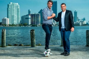 Paolo Maldini compr&oacute; a un club de Miami