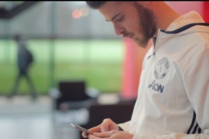 Uber lanza su nueva campa&ntilde;a publicitaria para hinchas del Manchester United