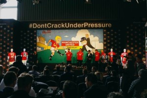 TAG Heuer une a las figuras del Manchester United en una iniciativa urbana