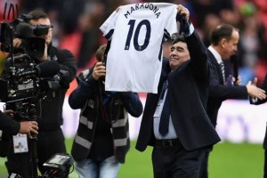 Los objetos de Maradona que quedaron guardados en un container y su valor es imposible de calcular