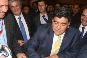 Maradona dirigir&aacute; una ONG de la Corona Brit&aacute;nica en Latinoam&eacute;rica