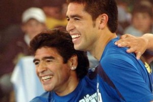 Maradona y Riquelme estarán en el PES2017