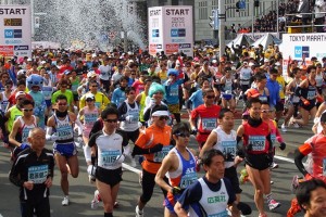 La maratón de Tokio pasará de 38 mil a 200 corredores por el coronavirus