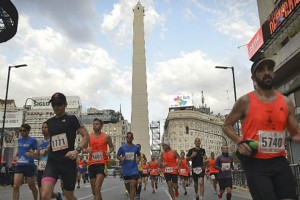 Luis Vinker: &ldquo;Fue muy dif&iacute;cil suspender la Marat&oacute;n de Buenos Aires, nunca pensamos que se corriera solo con atletas de elite&rdquo; 
