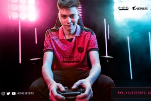 Mat&iacute;as Bonanno, t&iacute;tulo sudamericano en FIFA 21 y debut en la eLibertadores