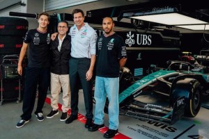 Mercedes y UBS anunciaron la renovaci&oacute;n de su acuerdo