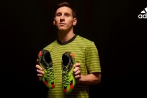 Messi estren&oacute; un nuevo modelo de sus botines adidas Messi15
