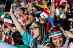 La FIFA buscar&aacute; que las mujeres tengan un lugar en las canchas de f&uacute;tbol iran&iacute;es