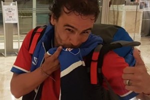 El hincha que caminó durante 22 días para alentar a Nacional en Río de Janeiro