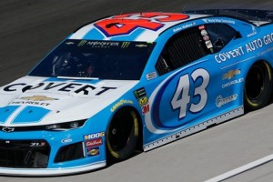 Un piloto de Nascar abandonó en plena carrera virtual y perdió un sponsor
