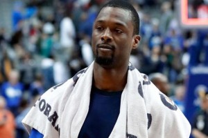 NBA: Transfirieron a un jugador en medio de un partido