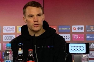 adidas reta a Manuel Neuer por dar una conferencia de prensa con ropa de otra marca
