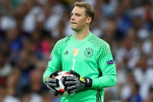 Ins&oacute;lito: Manuel Neuer y el lujoso auto que le regalaron por mostrarlo en una foto