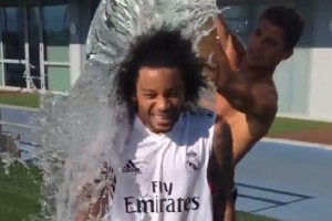 Los deportistas se suman al &ldquo;Ice Bucket Challenge&rdquo;