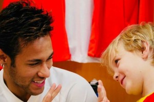 McDonald&rsquo;s activa #DeLaManoAlMundial en Brasil con Neymar Jr. como embajador principal