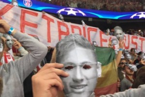 &lsquo;No somos Neymar&rsquo;: la curiosa protesta de los hinchas del Bayern por el costo de las entradas