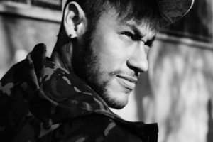 Neymar ser&iacute;a el primer futbolista en usar Air Jordan