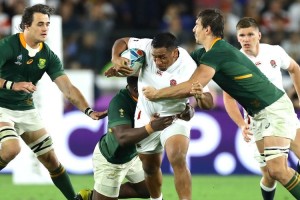 Los 10 jugadores que m&aacute;s dinero ganan por temporada en el rugby, con un argentino en la lista