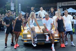 Nike y sus estrellas sorprendieron con un tenis callejero en Nueva York