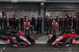 Nissan aprovecha la final de la Champions para anunciar su equipo de F&oacute;rmula E