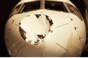 El impactante accidente del que se salv&oacute; un equipo de la NBA tras chocar en el aire