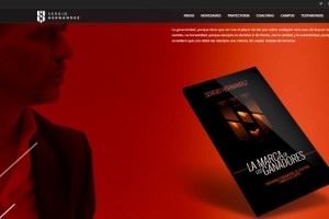 Oveja Hern&aacute;ndez present&oacute; su marca personal y p&aacute;gina web