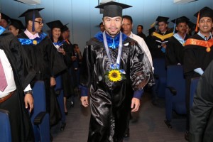 Pacquiao se recibi&oacute; y quiere estudiar en Harvard 