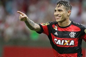 Paolo Guerrero podr&iacute;a ser el jugador mejor pago de la Superliga China