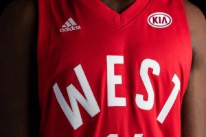 Los due&ntilde;os de las franquicias de la NBA, a favor de las publicidades en las camisetas