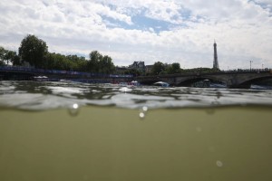 Polémica en los Juegos Olímpicos: ¿qué pasa con el agua del río Sena?