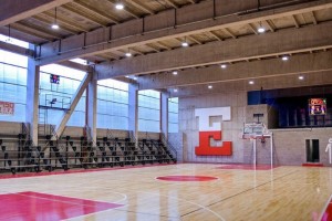 Estudiantes de La Plata sigue creciendo con la inauguraci&oacute;n del Polideportivo