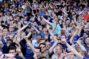 La Premier League mantiene el l&iacute;mite de 30 libras para las entradas visitantes en 2025/26